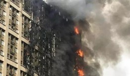 郑州爆料火灾视频播放,惊心动魄的生死瞬间